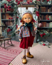 Load image into Gallery viewer, Imogen, Siobhan, Beatrice, Elowen - Four Winter Girls