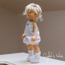 Load image into Gallery viewer, Agneta, angelic eye art doll