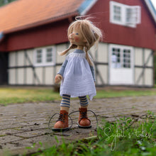 Load image into Gallery viewer, Fiona, OOAK Art Doll