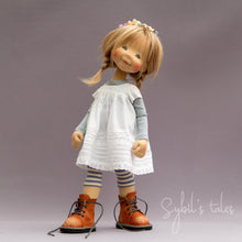 Load image into Gallery viewer, Fiona, OOAK Art Doll