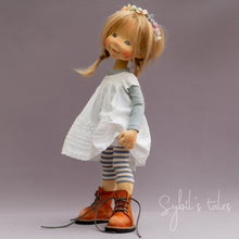 Load image into Gallery viewer, Fiona, OOAK Art Doll