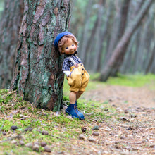 Load image into Gallery viewer, Theo, friendly little chap