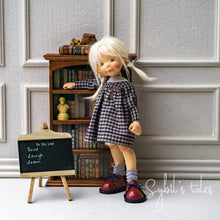 Load image into Gallery viewer, Liv, a wise book lover