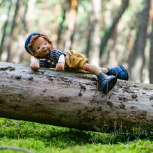 Load image into Gallery viewer, Theo, friendly little chap